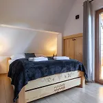 Aparthost Zakopianskie Chalet