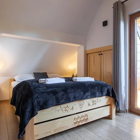 Aparthost Zakopianskie Chalet