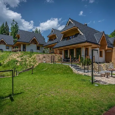 Aparthost Zakopianskie Dağ evi